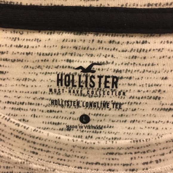 Hollister long sleeve - Picture 2 of 3